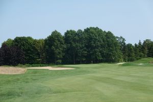 Newport National 7th Approach